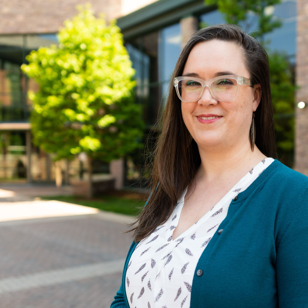 Headshot of Caroline Steele on campus